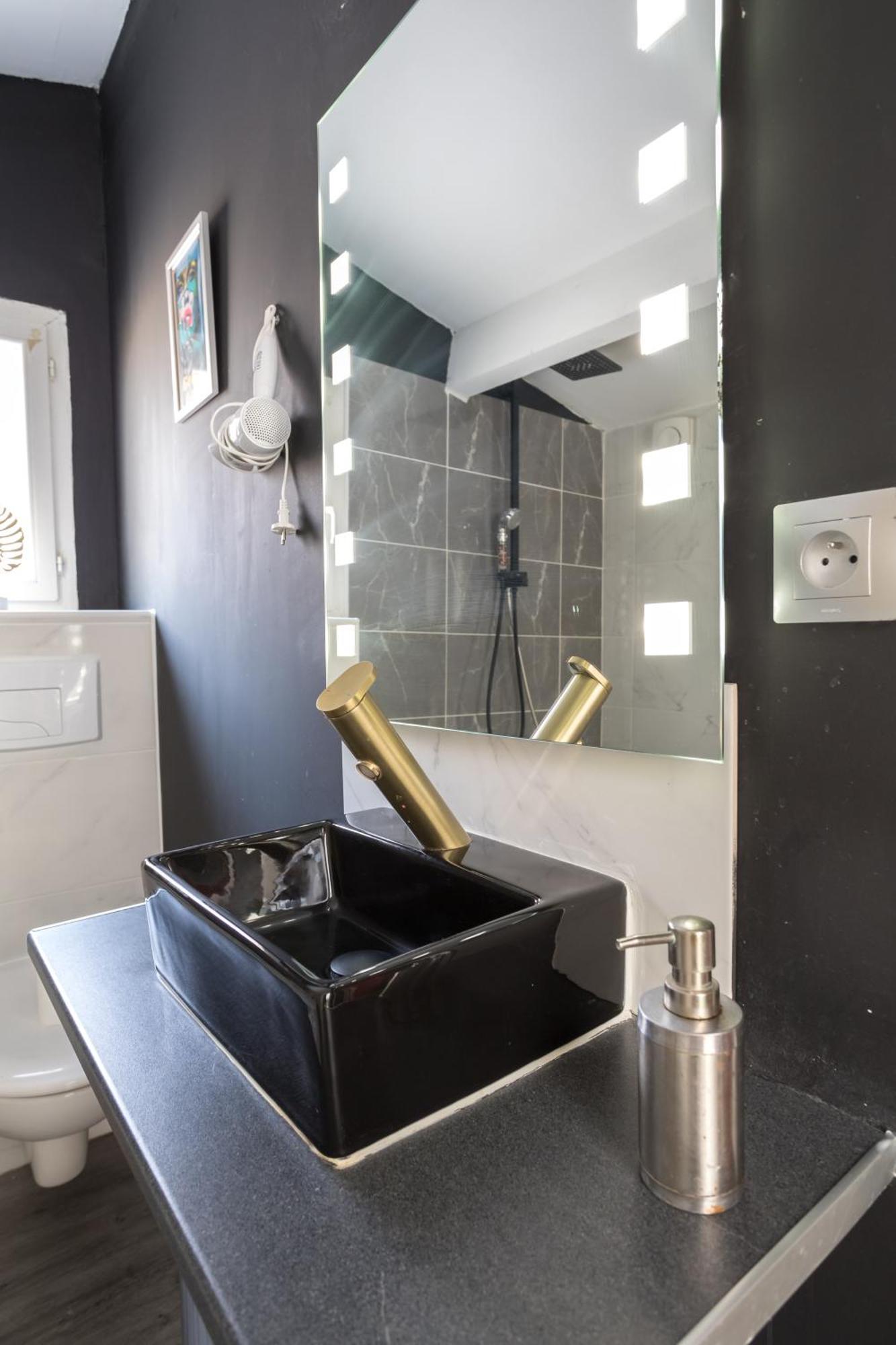 Jacuzzi Terrasse Centre Narbonne Appartement Buitenkant foto