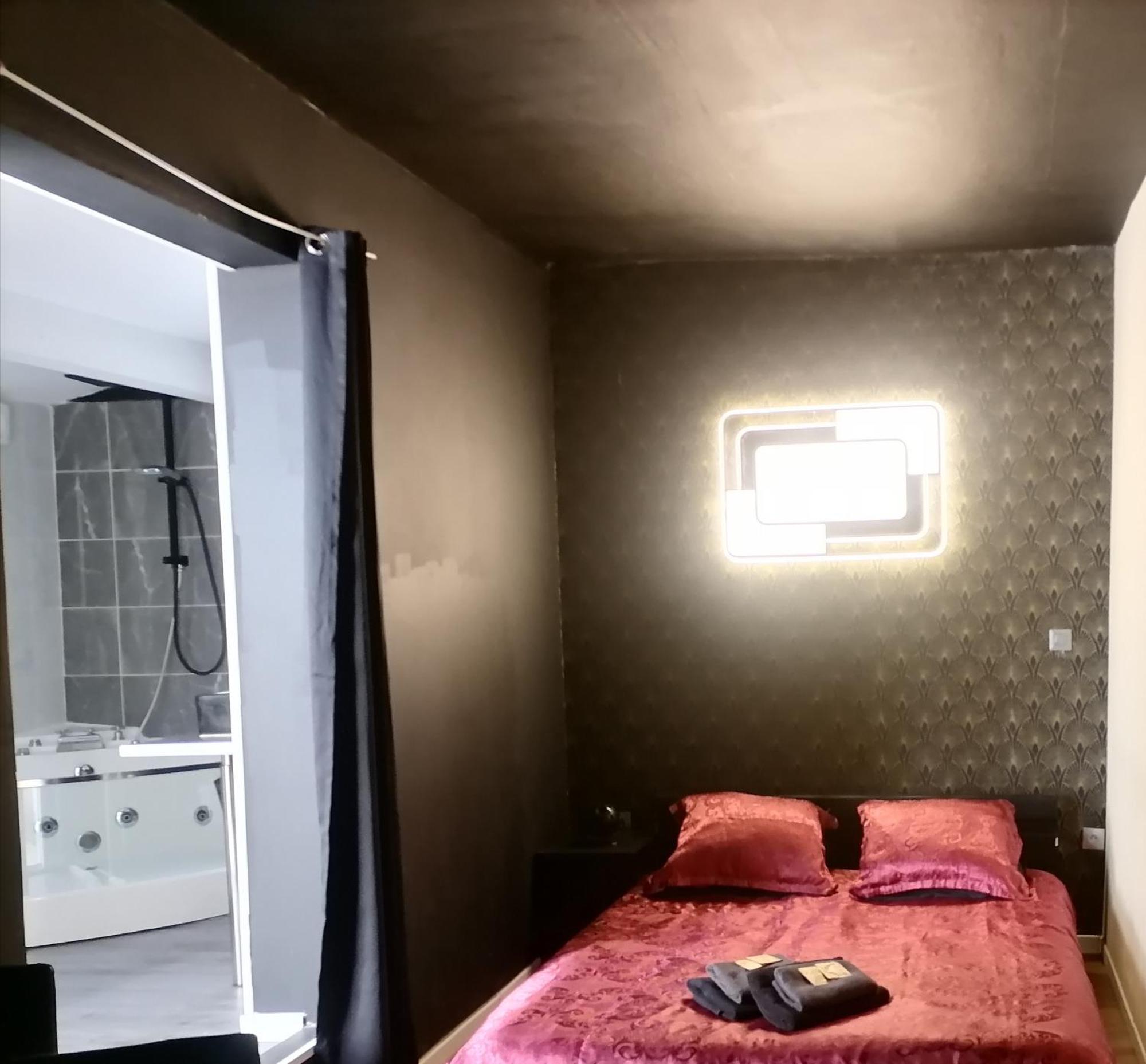 Jacuzzi Terrasse Centre Narbonne Appartement Buitenkant foto